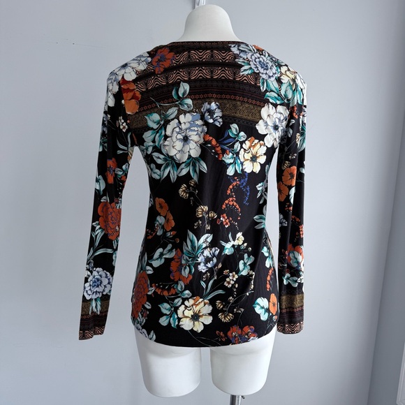 Johnny Was Golden Spring Floral Print Long Sleeve V-Neck Tee Top – Size S - Picture 9 of 15